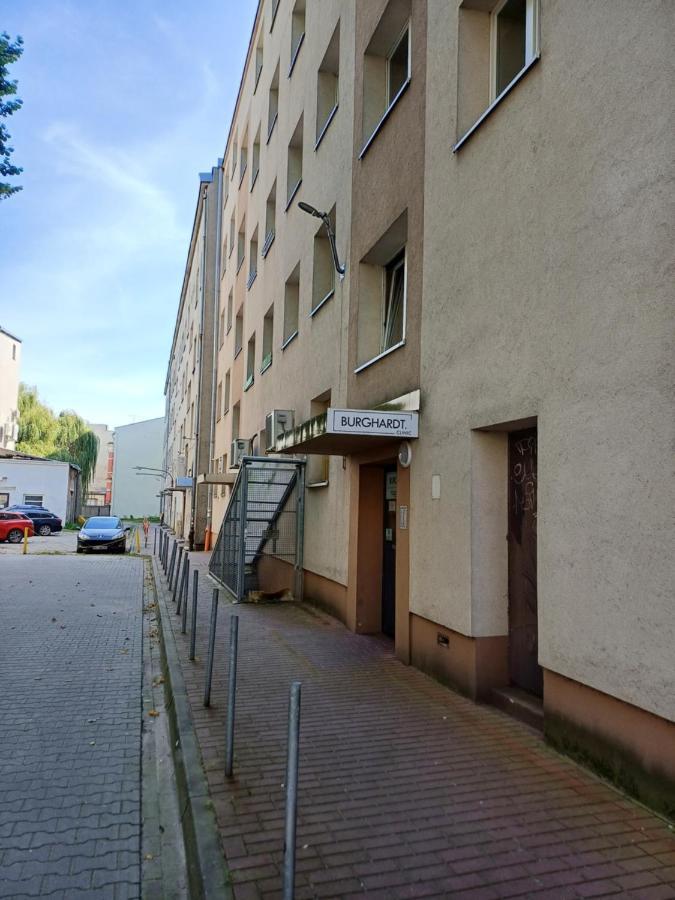 Ommpbooking Wspolna Lazienka Częstochowa Kültér fotó