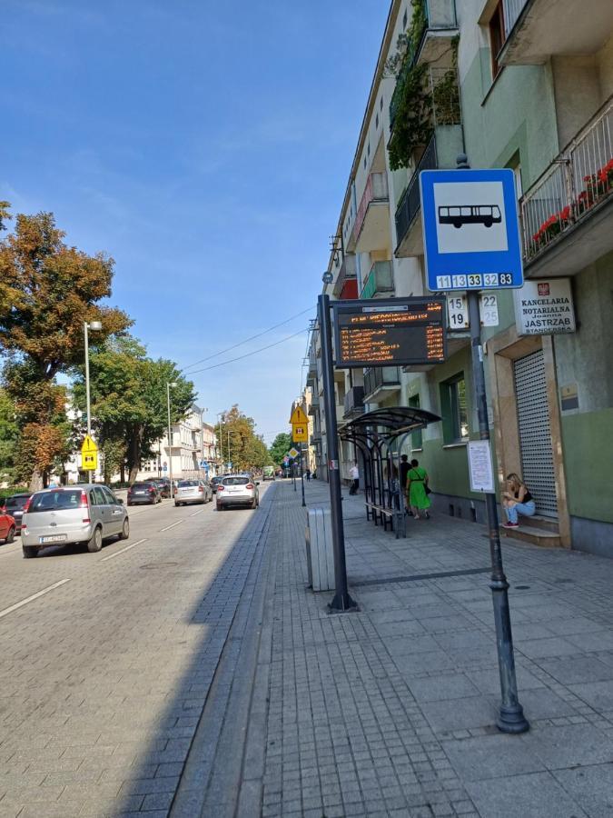 Ommpbooking Wspolna Lazienka Częstochowa Kültér fotó